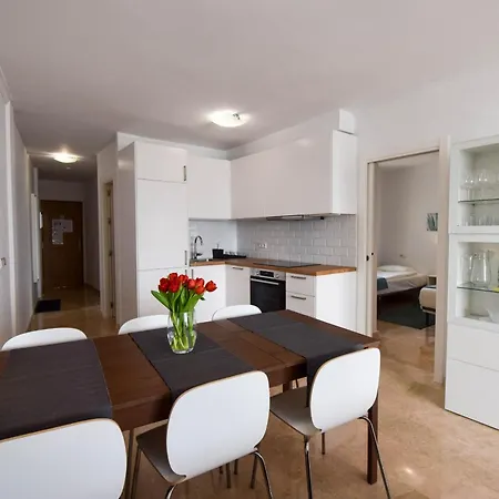 Apartment Ref 233